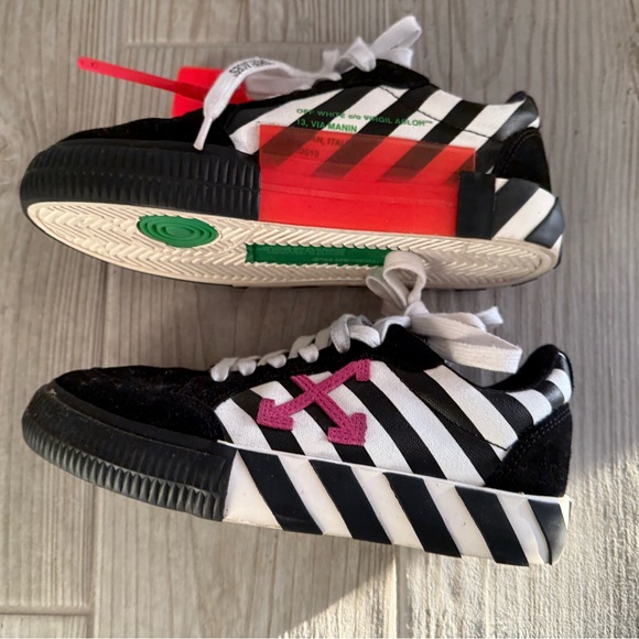 Shows - Picture 3 of 5